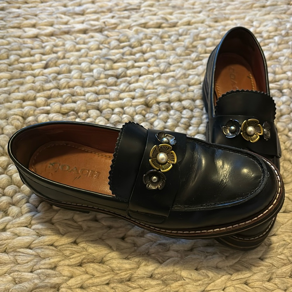 Black leather Coach loafer size 7.5